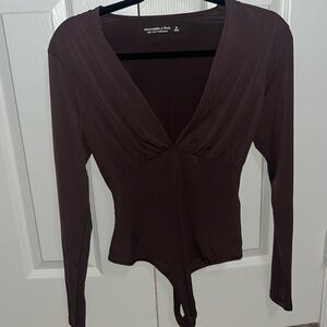 NWT Abercrombie Long Sleeve Deep V Bodysuit Size M